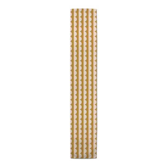 Scalloped Circle Indoor/Outdoor Table Runner